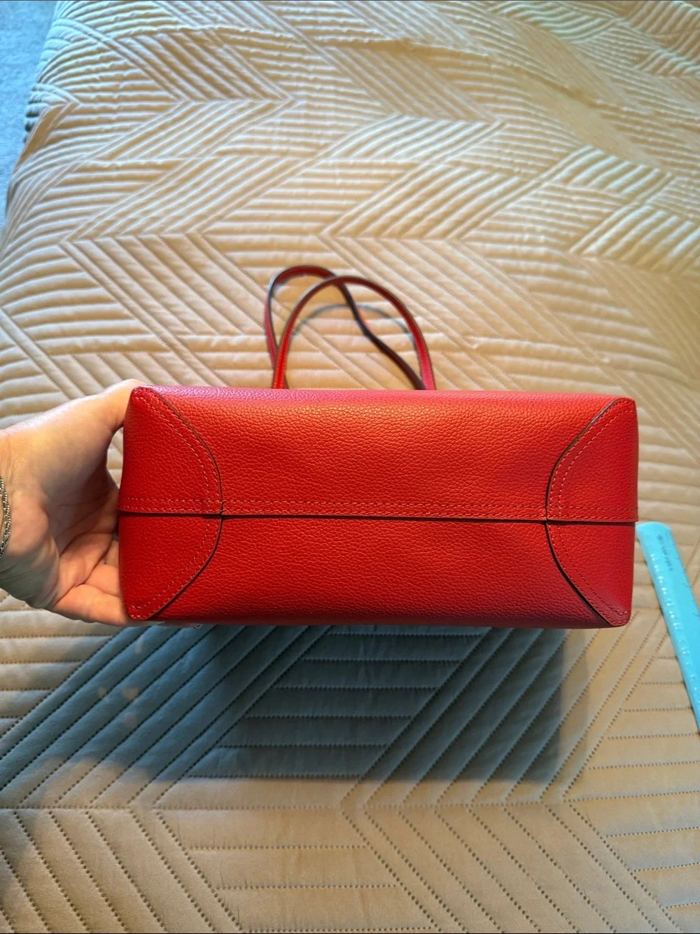 Coach medium city